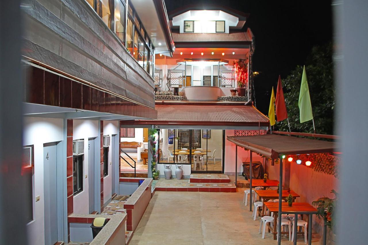 Mario'S Travellers Inn Корон Екстер'єр фото