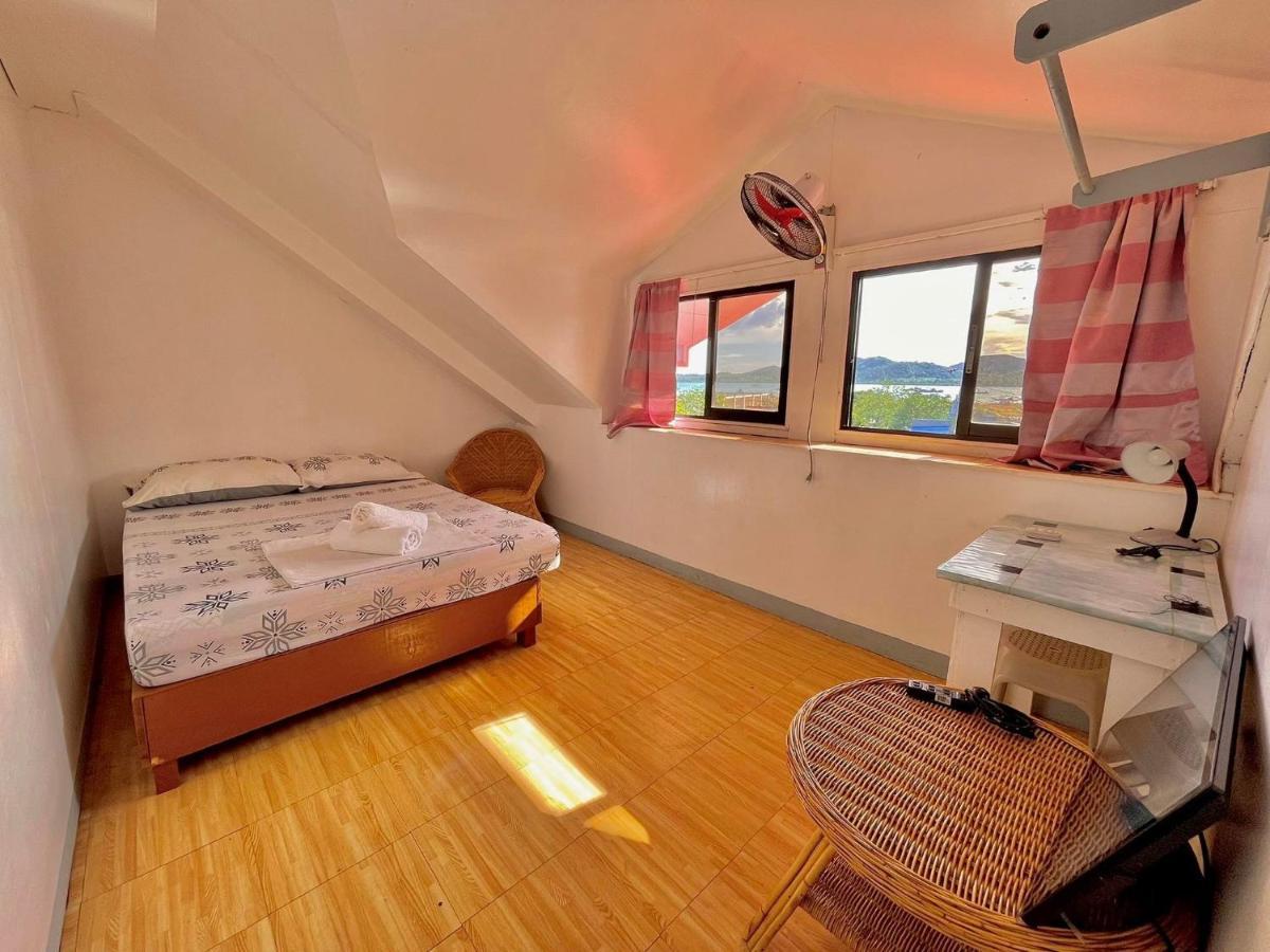 Mario'S Travellers Inn Корон Екстер'єр фото