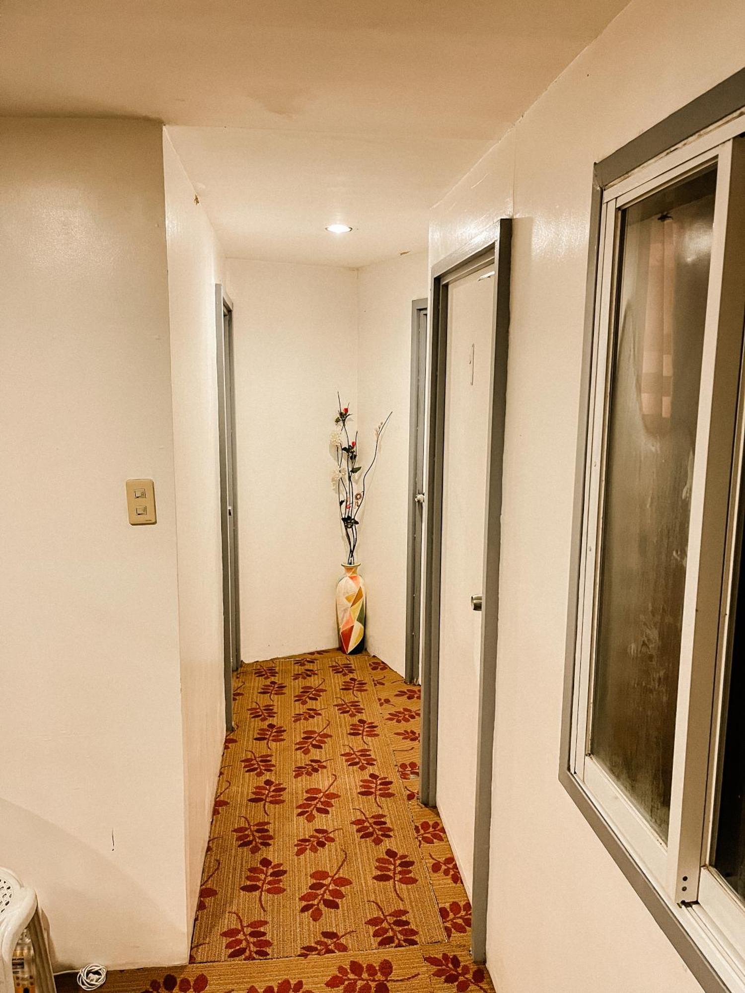 Mario'S Travellers Inn Корон Екстер'єр фото