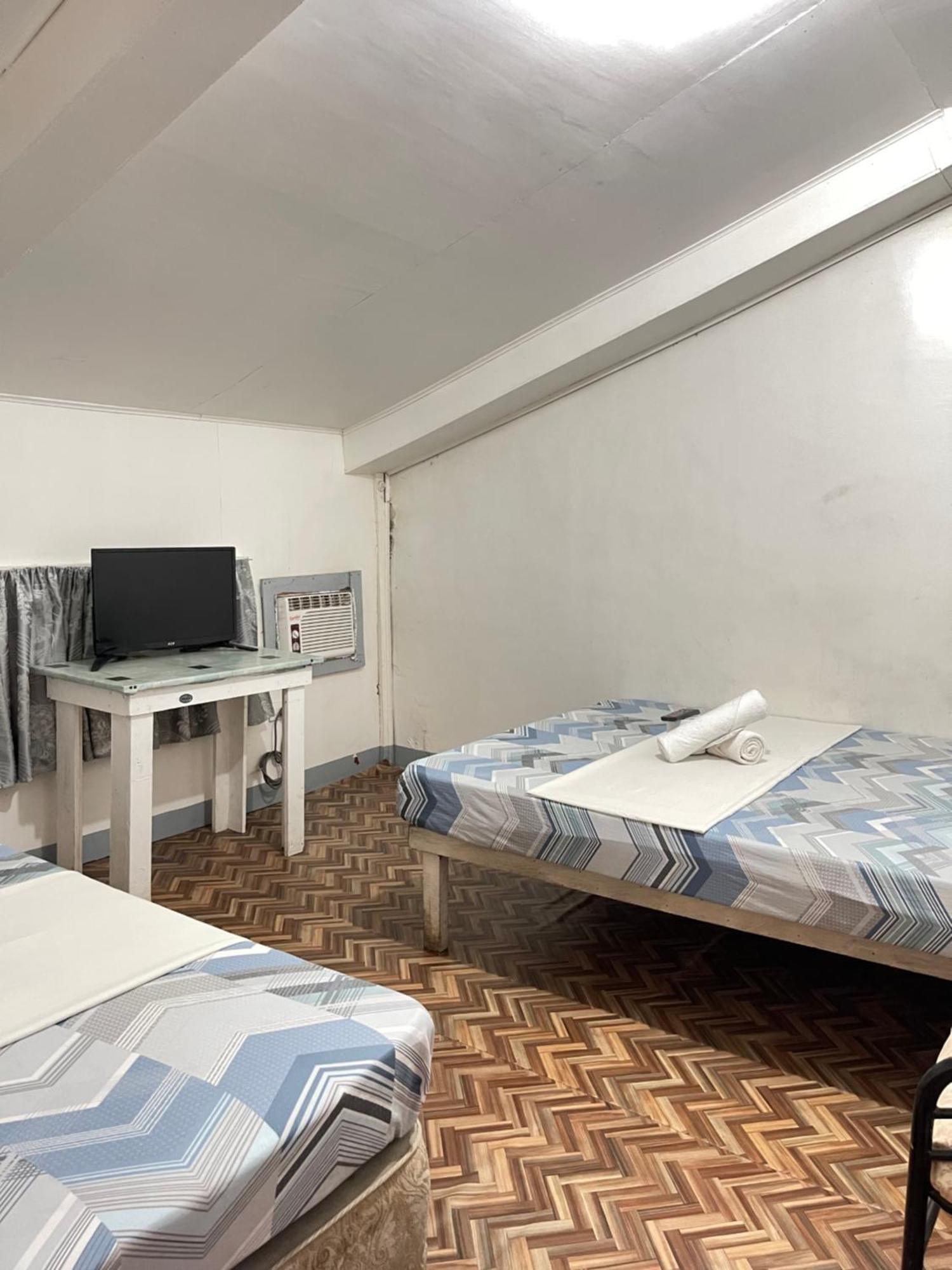 Mario'S Travellers Inn Корон Екстер'єр фото