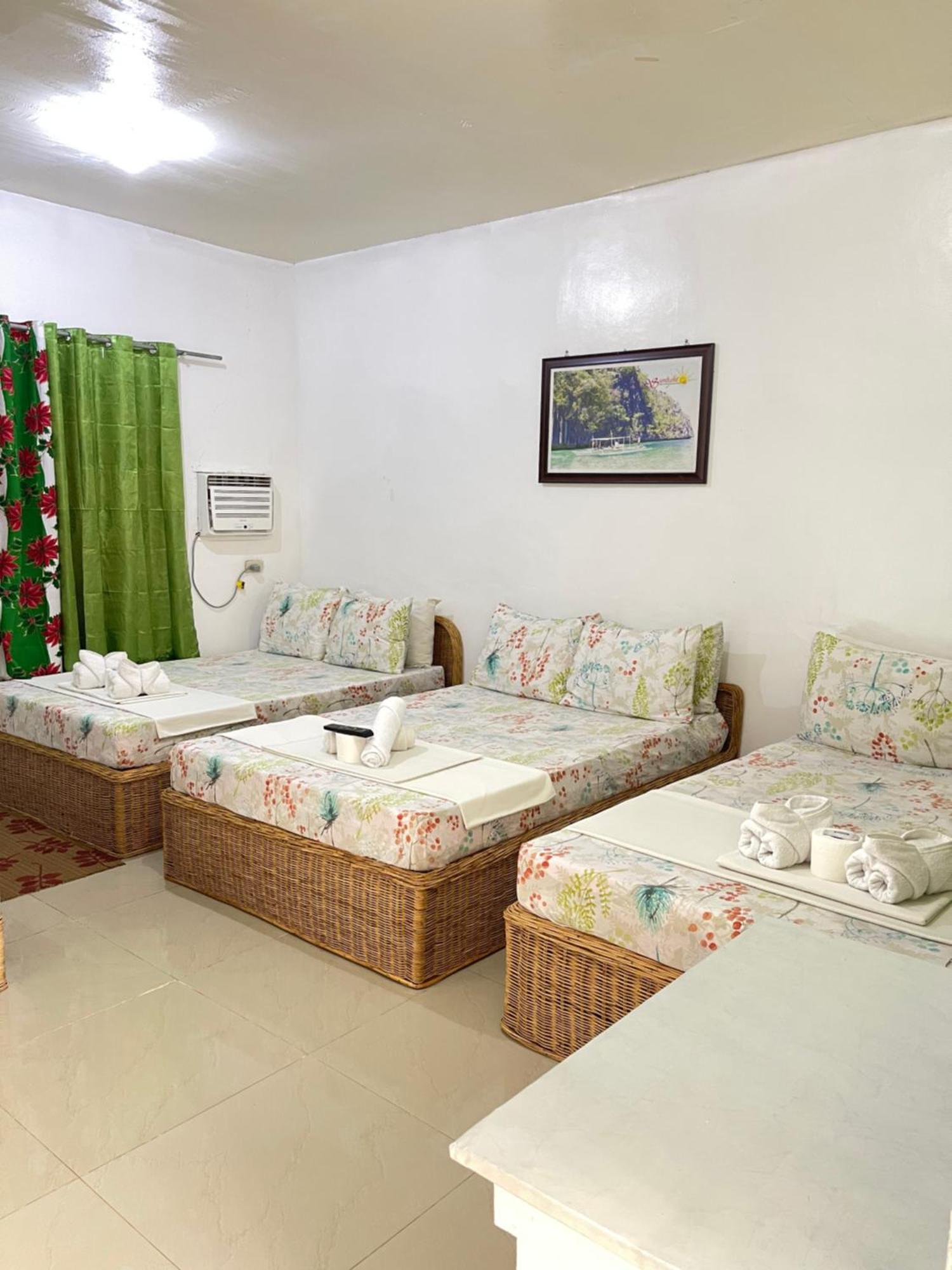 Mario'S Travellers Inn Корон Екстер'єр фото